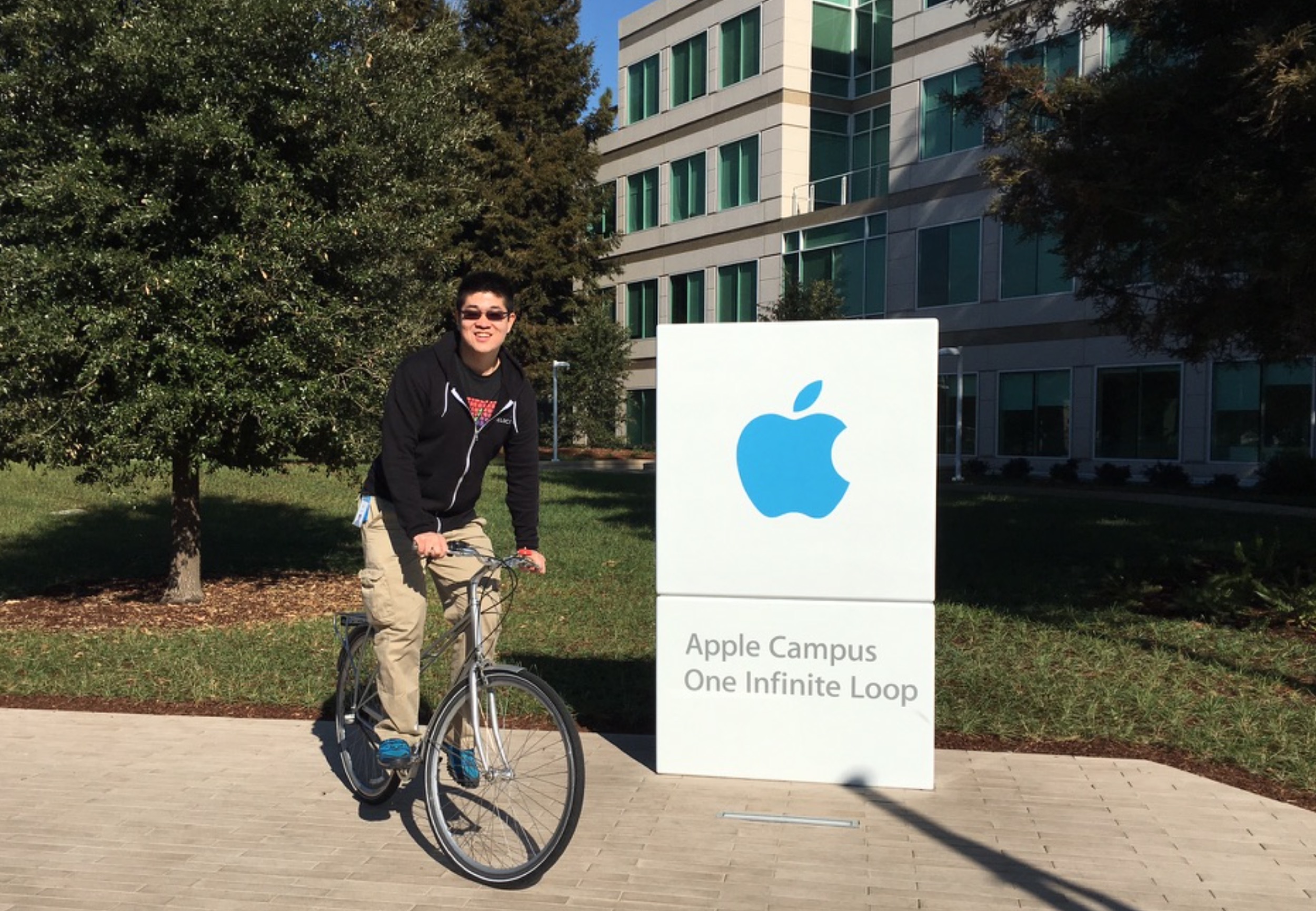 Jason at Apple HQ 2015